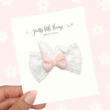 Load image into Gallery viewer, Bunny Ears on Lace - Tulle Pinch