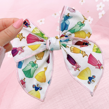 Load image into Gallery viewer, Princess Dresses - Fable Bow - 4.5"
