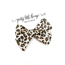 Load image into Gallery viewer, Leopard - Small Nola - 3.5”