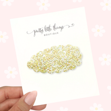 Load image into Gallery viewer, Yellow Glitter - Snap Clip - 3 for $10