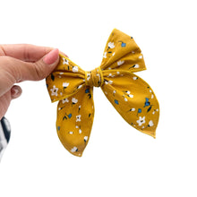 Load image into Gallery viewer, Mustard Floral - School Girl 4.5”