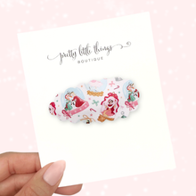 Load image into Gallery viewer, Princess Snowglobes - Snap Clip (3 for $10)