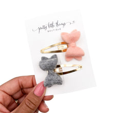 Load image into Gallery viewer, Felt Bow - Pink/Grey - Snap Clip - Set of 2 - 2.5”