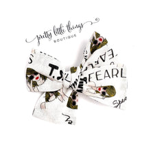 Load image into Gallery viewer, Shake It Off - Nola Handtied Bow - 3.75”