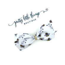 Load image into Gallery viewer, Busy Bees - Scarlett 3”