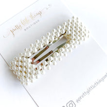 Load image into Gallery viewer, Pearl Clips