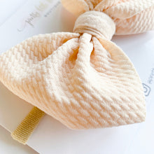 Load image into Gallery viewer, Maggie Fabric Bow