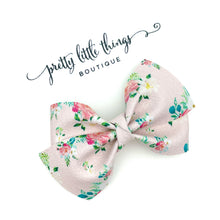 Load image into Gallery viewer, Soft Spring Flowers - Abby 3.75”