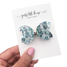 Load image into Gallery viewer, Glam Glitter - Turquoise - Liya 2.5”
