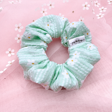 Load image into Gallery viewer, Seersucker Daisies - Mint - Scrunchie (Child) - 3 for $30
