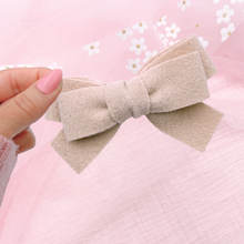Load image into Gallery viewer, Felt Bow - Beige - 3.5"
