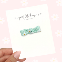 Load image into Gallery viewer, Lil’ Knots -  Mint - Seersucker Daisies
