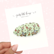 Load image into Gallery viewer, Whoville X Reese&#39;s Little Pieces - Snap Clip (3 for $10)
