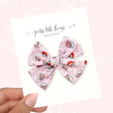 Load image into Gallery viewer, Santa Claus is Coming to Town - Nola Handtied Bow 3.75”

