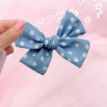 Load image into Gallery viewer, Denim Flowers - Mini Nola - 3.25"

