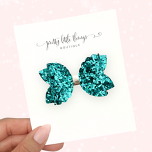 Load image into Gallery viewer, Emerald Glitter - Corrina 2.5”
