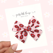 Load image into Gallery viewer, Pink Habs - Nola Handtied Bow 3.75"

