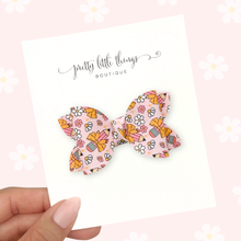 Load image into Gallery viewer, Pencils n' Bows - Corrina 2.5"

