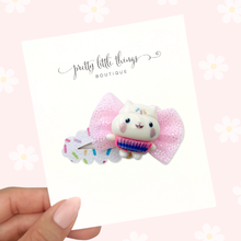 Load image into Gallery viewer, Cakey - Open Snap Clip
