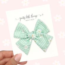 Load image into Gallery viewer, Seersucker Daisies - Mint - Nola Handtied Bow 3.75
