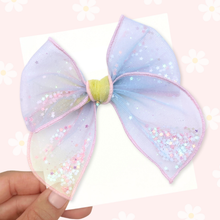 Load image into Gallery viewer, Shimmer n' Shine - Shaker Fable - 4.5"
