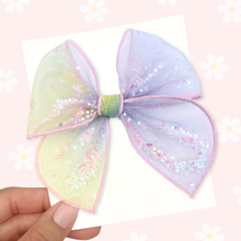 Load image into Gallery viewer, Shimmer n' Shine - Shaker Fable - 4.5"
