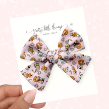 Load image into Gallery viewer, Holiday Ice Princesses X Reese&#39;s Little Pieces - Nola Handtied Bow 3.75”

