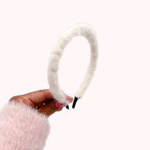 Load image into Gallery viewer, Furry Headband - White
