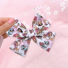 Load image into Gallery viewer, Huntrix - Nola Handtied Bow 3.75"
