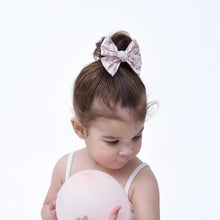 Load image into Gallery viewer, Pink Leopard - Nola Handtied Bow - 3.75”
