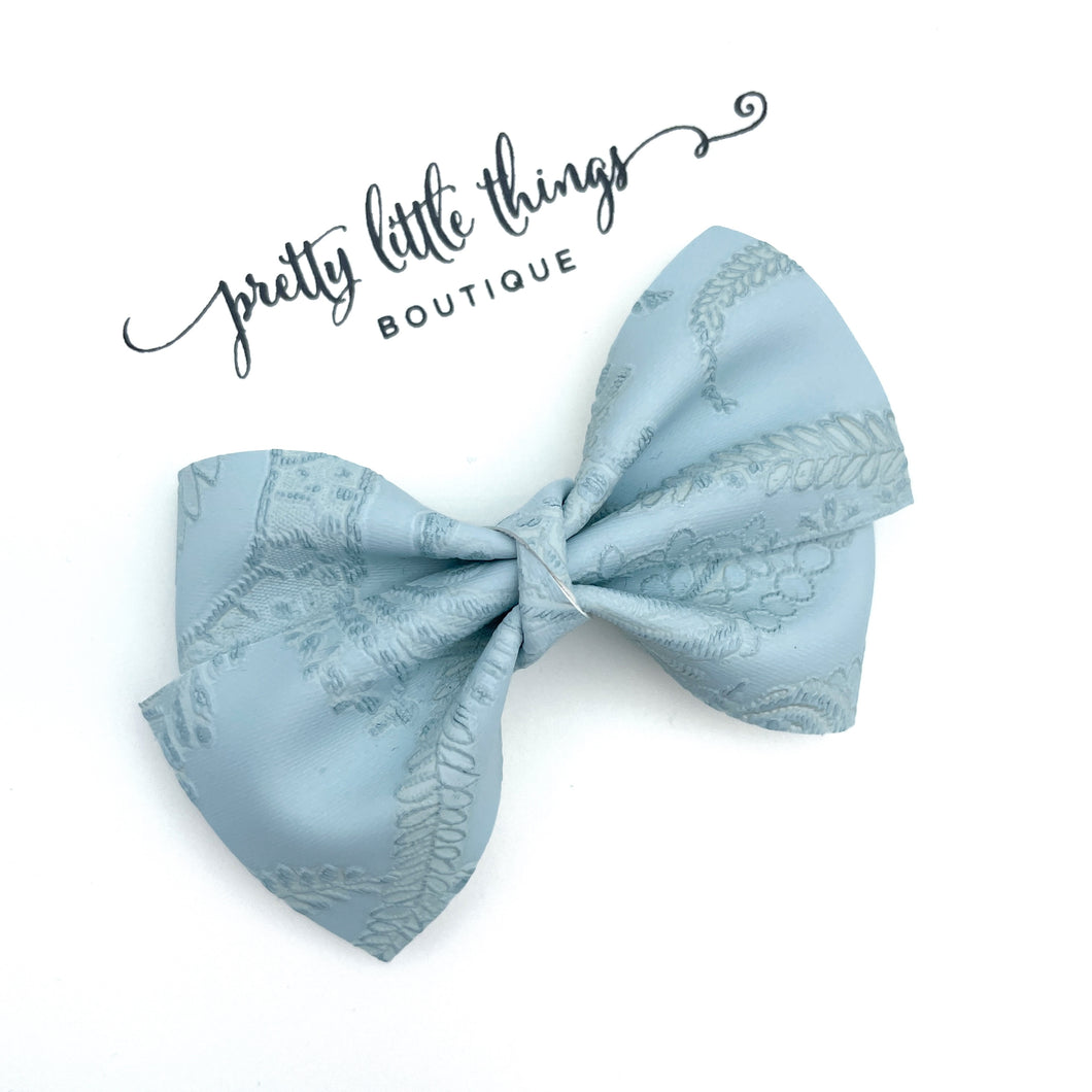 Embossed Ice Blue - Abby 3.75”
