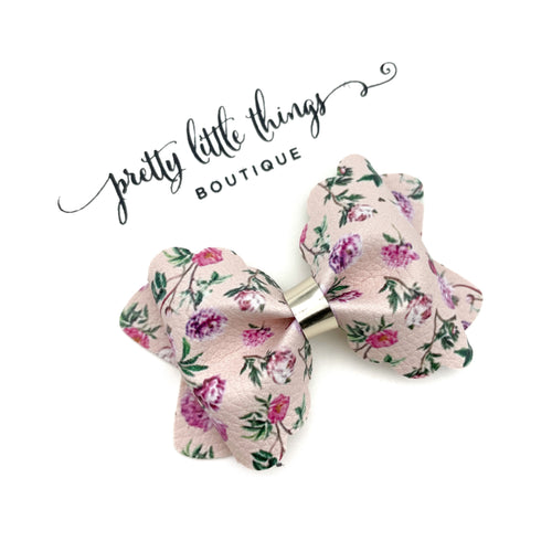 Sale 35 off at checkout Pretty Little Things